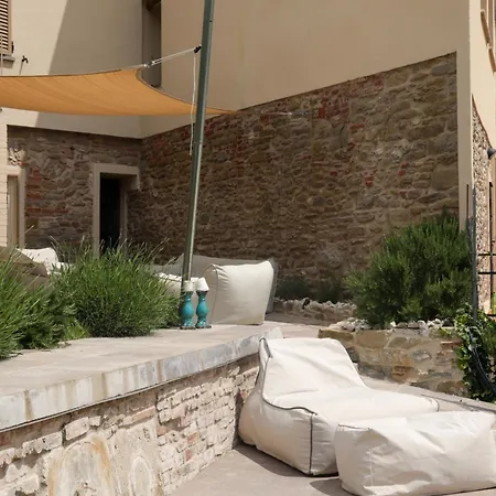 Riva Quartarola Apartamento *