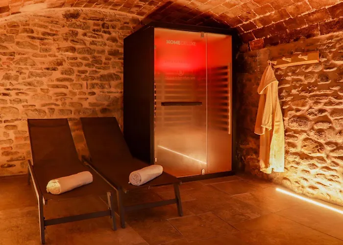 Riva Quartarola 아파트 모디글리아나