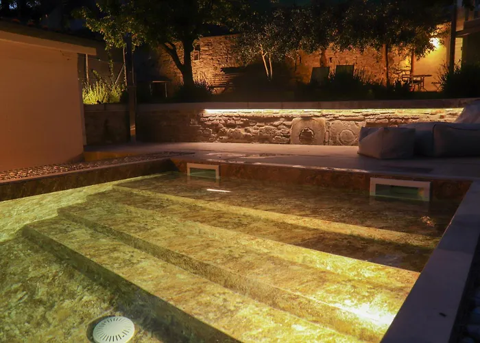 Riva Quartarola * 모디글리아나